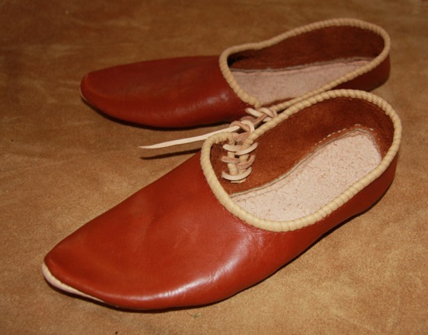 sko med sidesnøring